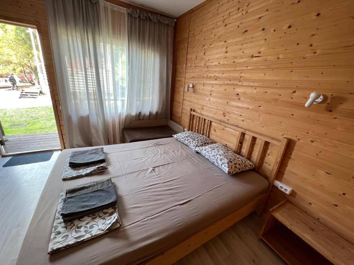 Mini-Hotel Forest Club Pizunda Exterior foto